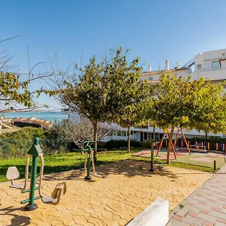 Апартаменты The Oasis Huge Sun Terrace Фуэнхирола